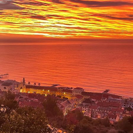 Sotto Le Stelle ...Il Mare Hotell Pietra Ligure Eksteriør bilde